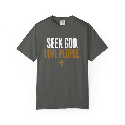 Seek God. Love People. – Stacked Tee, Deep Palette (Comfort Colors) – product image 12