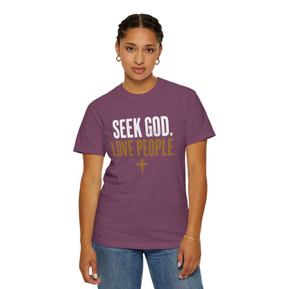 Seek God. Love People. – Stacked Tee, Deep Palette (Comfort Colors) – product image 5