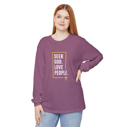 Seek God. Love People. – Stacked Long-Sleeve Tee (Comfort Colors) – product image 6